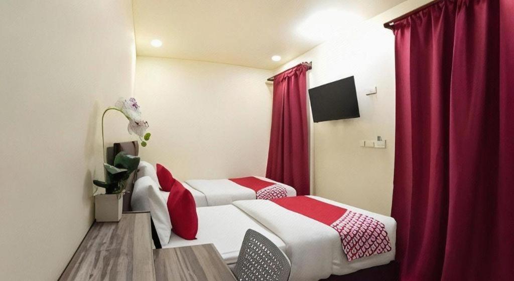 5 Diamond Hotel Банкок Екстериор снимка