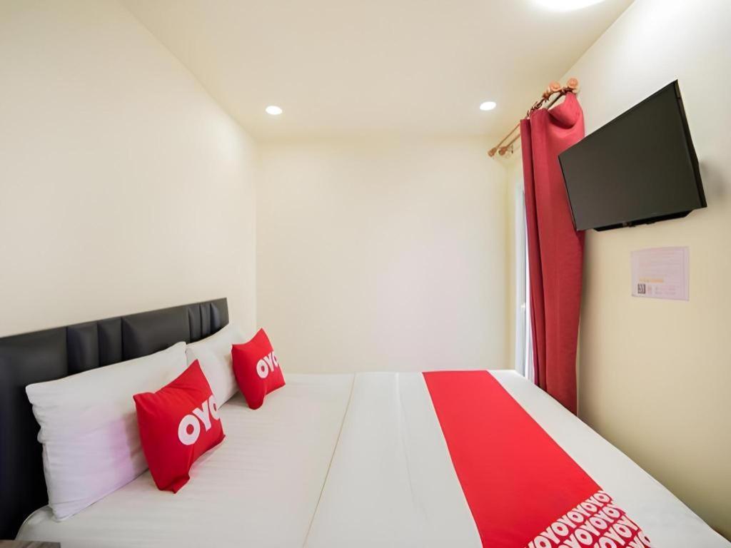 5 Diamond Hotel Банкок Екстериор снимка