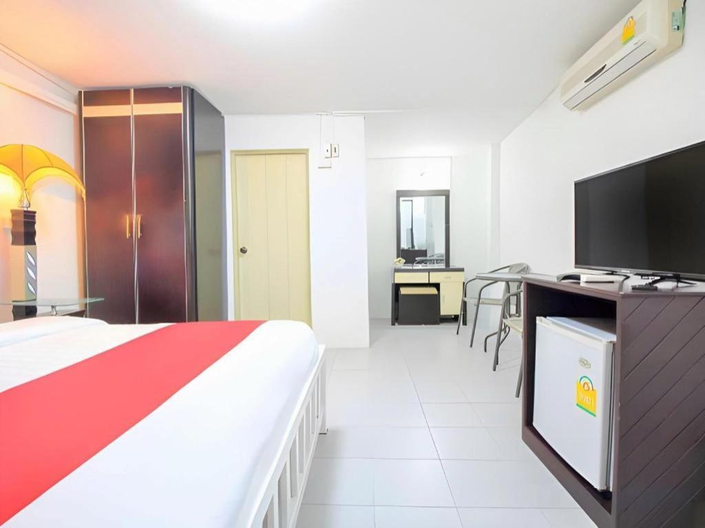 5 Diamond Hotel Банкок Екстериор снимка