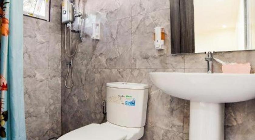 5 Diamond Hotel Банкок Екстериор снимка