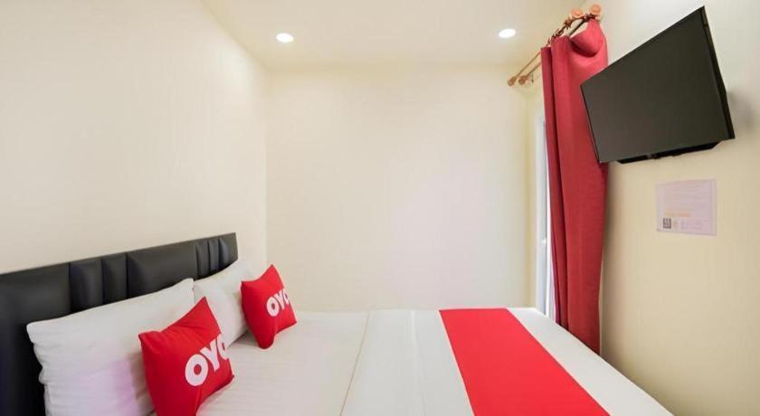 5 Diamond Hotel Банкок Екстериор снимка